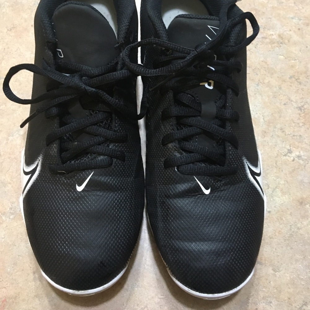 Football cleats